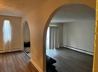 260 George Waterman Rd APT 205, Johnston, RI 02919