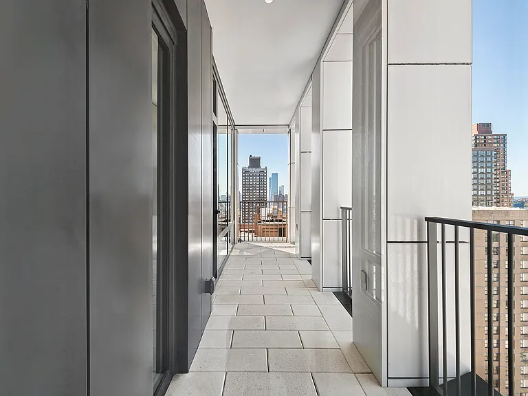 15 W 61st St #30D — Photo 9