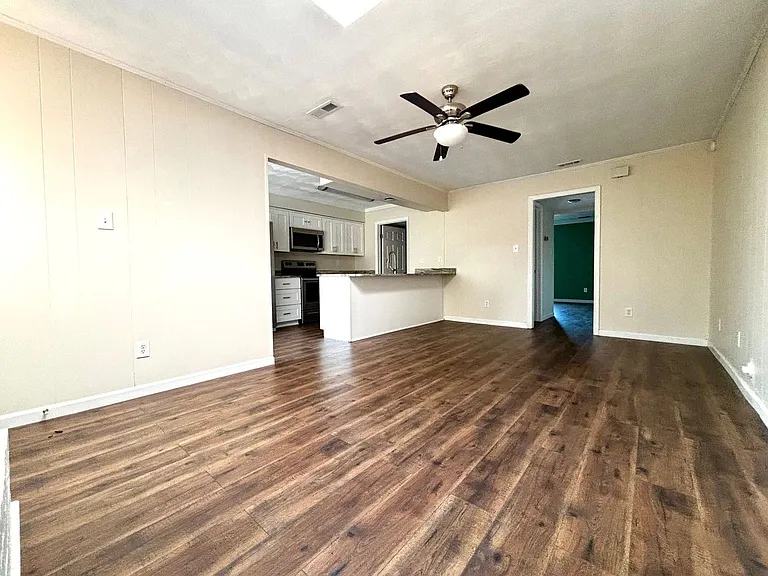 4016 Richard Lee Ct — Photo 10