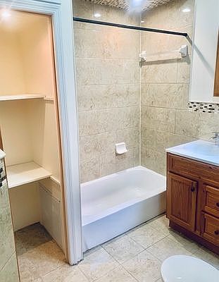 4th image of 170 W 85th St APT 5NE