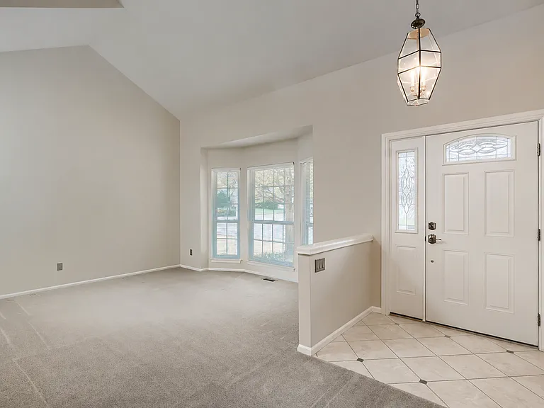 5648 S Iris Way — Photo 7