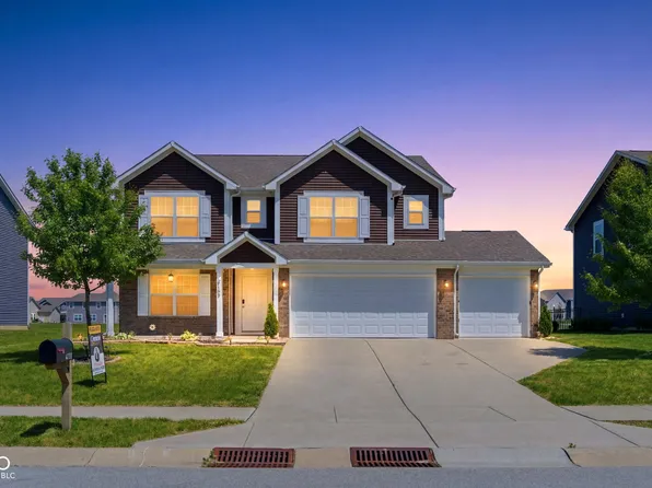 6159 N Caraway Dr, McCordsville, IN 46055