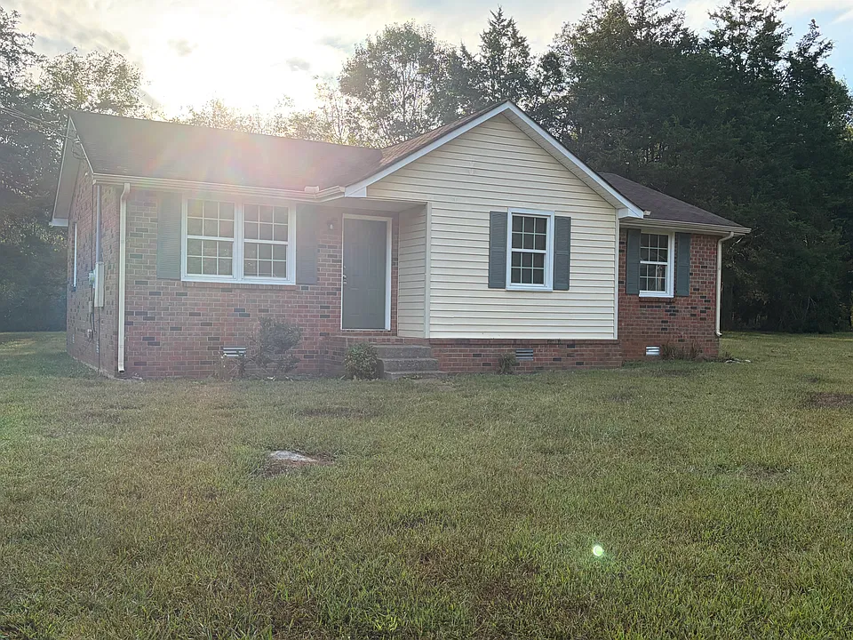 772 Blazer Ave