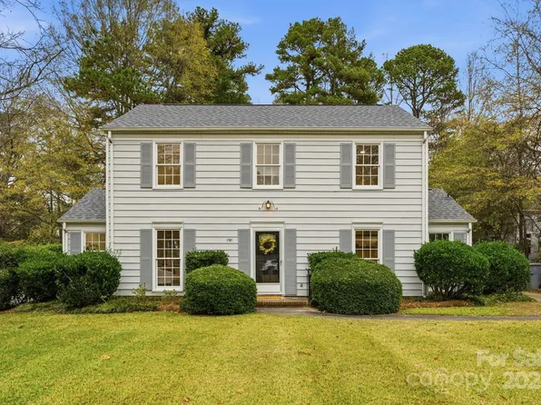 1101 Smoke House Dr, Charlotte, NC 28270