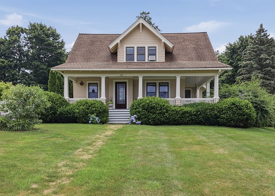 1st image of 219 Maple Ave