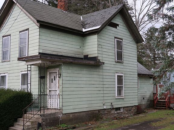 3rd image of 33 Brown Ave