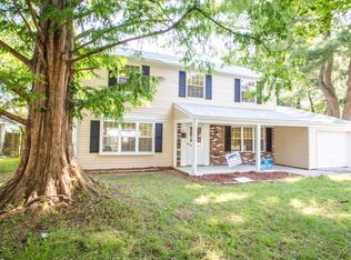 27 Meadowlark Ln, Willingboro, NJ 08046