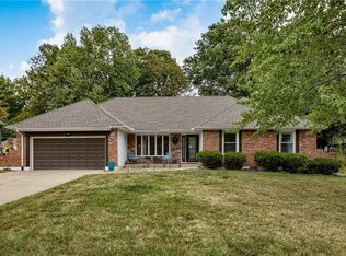 1018 SE 5th St, Lees Summit, MO 64063