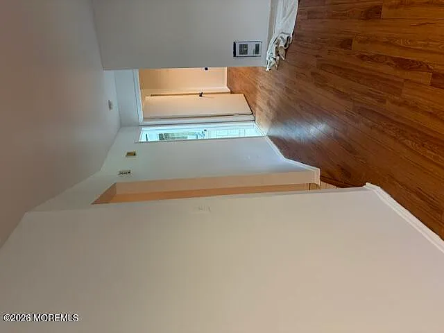 171 Amberly Dr #H — Photo 32