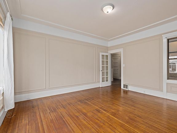 3rd image of 480 19th Ave