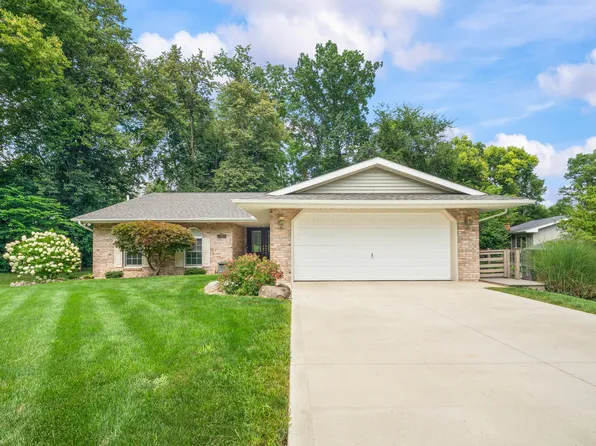 1521 Sioux Trl, Niles, MI 49120