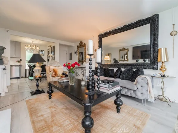 1000 W Macarthur Blvd APT 94, Santa Ana, CA 92707