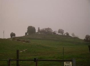 18867 Watts Valley Rd, Sanger, CA 93657