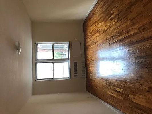 Rented by Zuz Realty | media 35