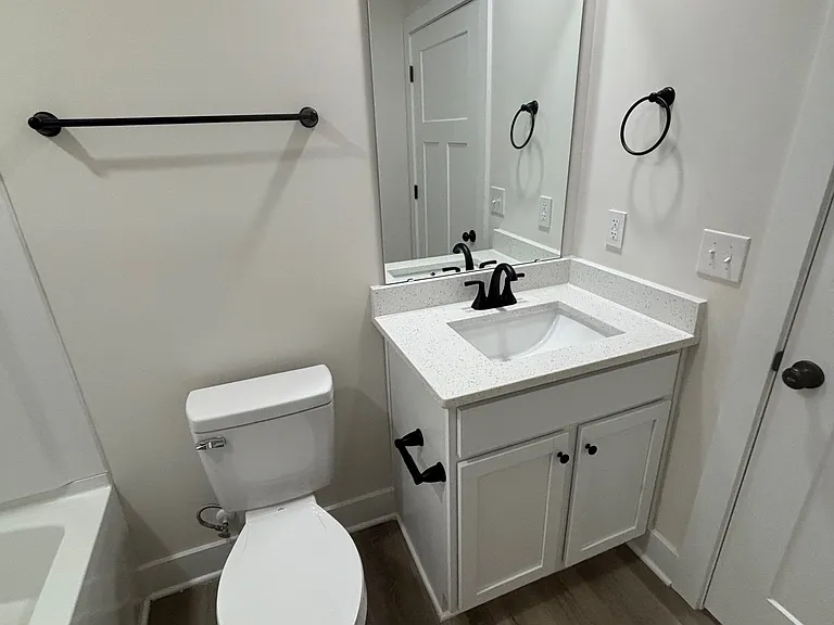 104 N Slocumb St — Photo 8