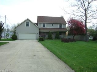 6067 Ford Rd, Elyria, OH 44035