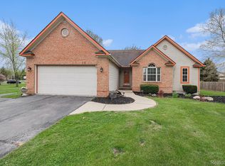 4251 E Rolston Rd, Linden, MI 48451