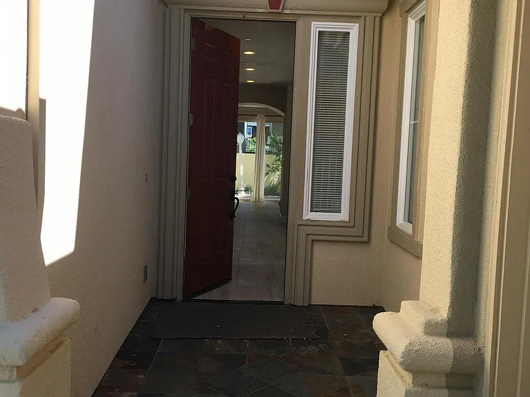 27 Newport Landing Dr — Photo 2