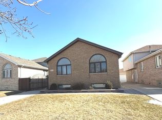 11605 S Ave N, Chicago, IL 60617