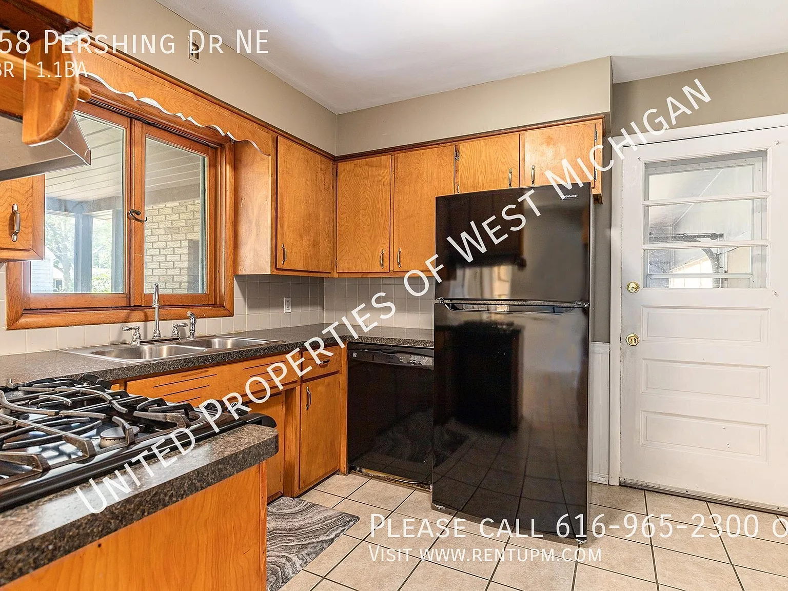 Coming Soon! | Tours Estimated to Begin 10/8 | Large 3 Bed 1.5 Bath Ranch Home Near Riverside Par... — Photo 2