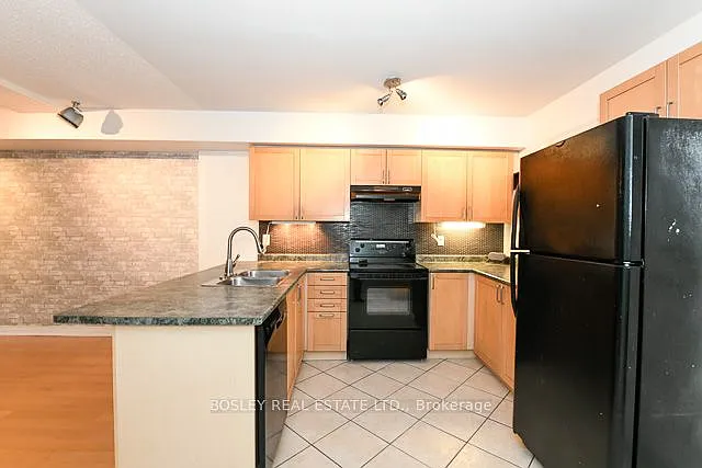 226 Wiltshire Ave — Photo 7