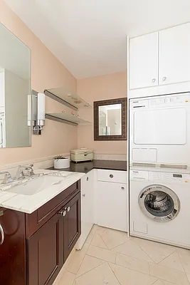 Rented by Compass | media 22