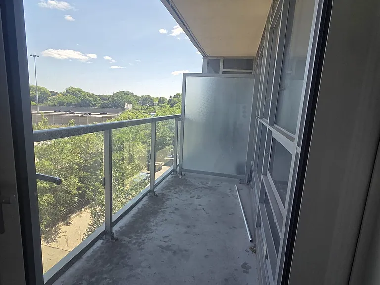 120 Harrison Garden Blvd #428 — Photo 16