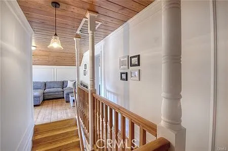 1239 Rainbow Valley Blvd — Photo 16