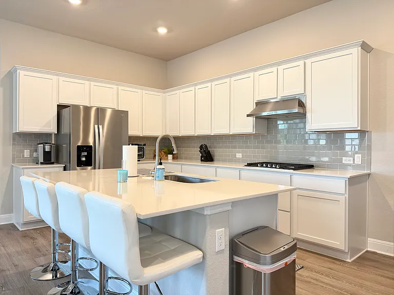 17712 Gilberto Dr — Photo 5