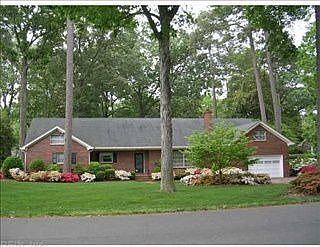 3rd image of 4209 Thoroughgood Dr