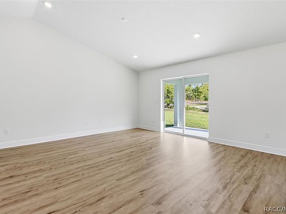 2nd image of 2389 W Pinegrove Dr