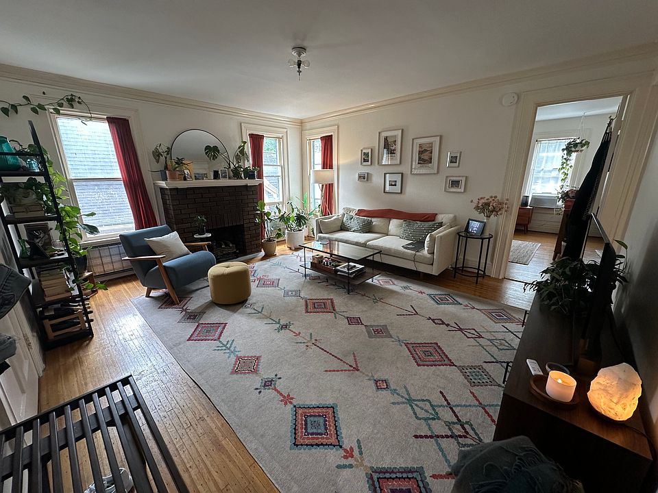 1st image of 40 Vick Park #3