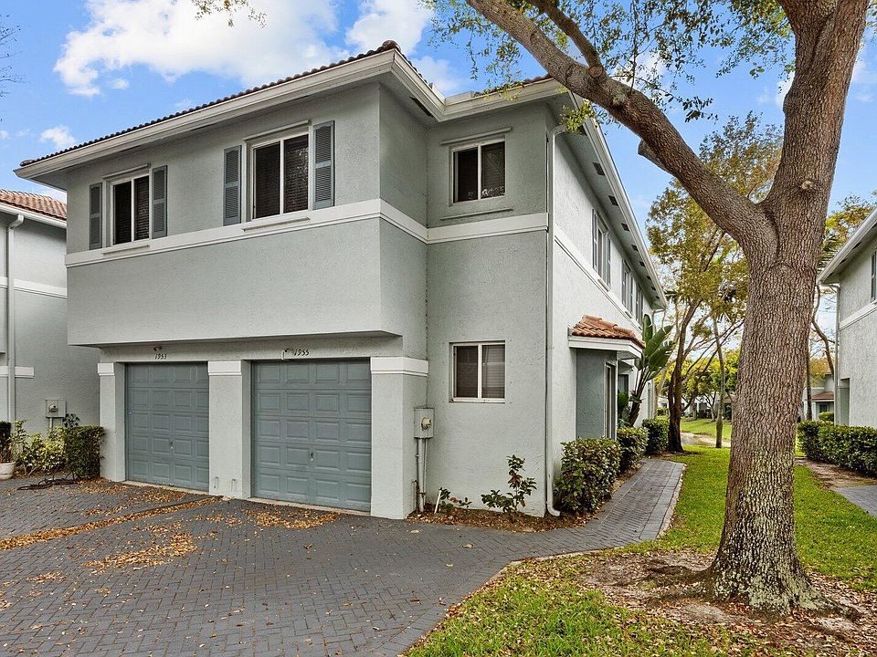 1st image of 1955 Alamanda Way