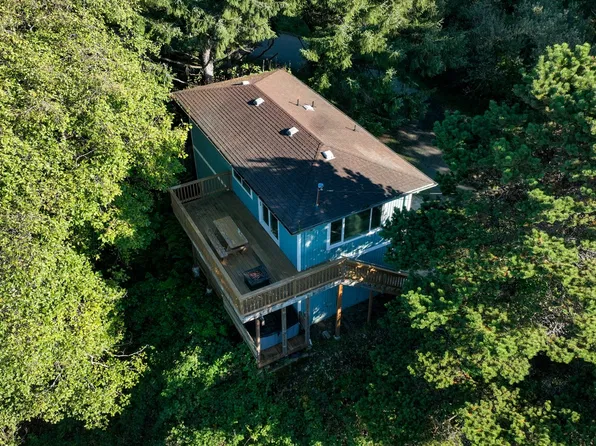 132 Maher St, Cannon Beach, OR 97110