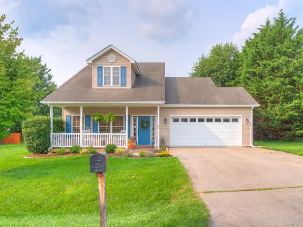 35 Katie Ln, Christiansburg, VA 24073