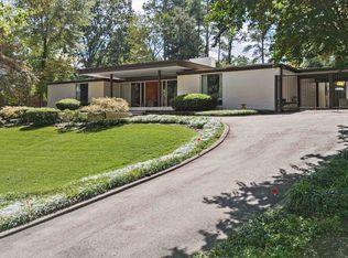 5675 Glade View Dr, Memphis, TN 38120
