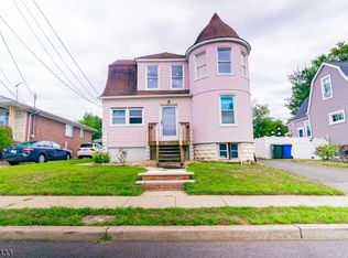 88 Hornsby St, Fords, NJ 08863