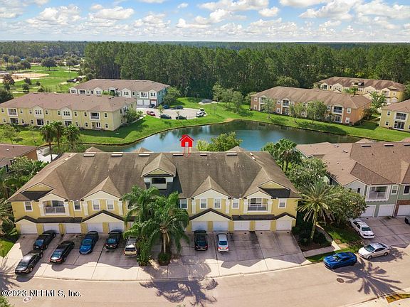 3rd image of 209 LARKIN Place #108