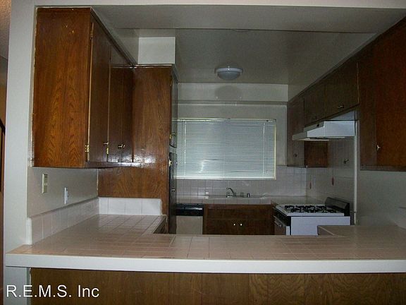 2nd image of 710 S Fir Ave APT 3
