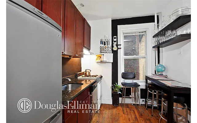Rented by Douglas Elliman | media 26