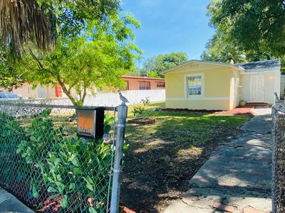 820 NE 131st St, North Miami, FL, 33161