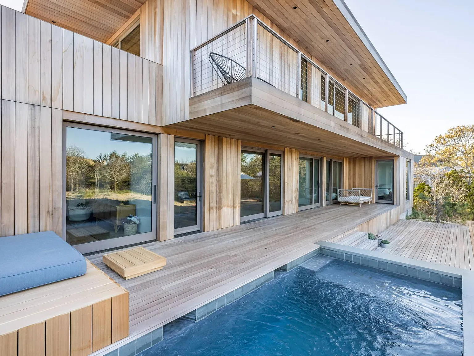 Architectural Surf Retreat on Mako Lane — Photo 3
