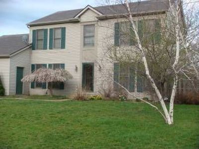 2760 Southfork Dr, Stevensville, MI, 49127