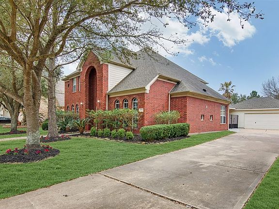 2nd image of 11714 Canyon Mills Dr