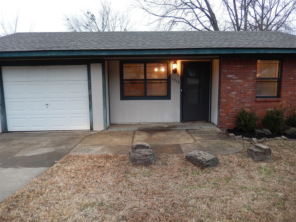 1st image of 1213 N 28th St