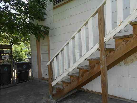 5th image of 5124 Avenue O 1/2