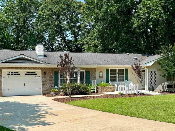 3908 Cloverdale Rd, Anniston, AL 36207