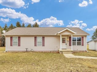 7545 Walnut, East Lynn, IL 60932