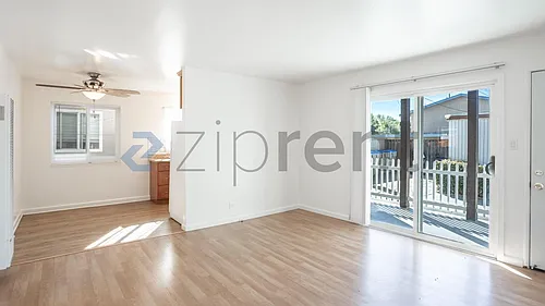 1793 Bradford Way #B Photo 1