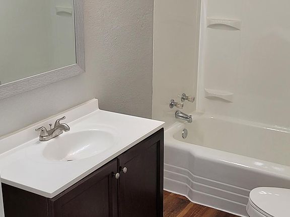 2nd image of 2224 Piedmont Pl